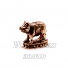 Фигурка Свинья на постаменте, бронза, 2 х 2 см